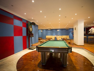 SALLE DE JEUX ET TV  Mirachoro Albufeira *** en Albufeira