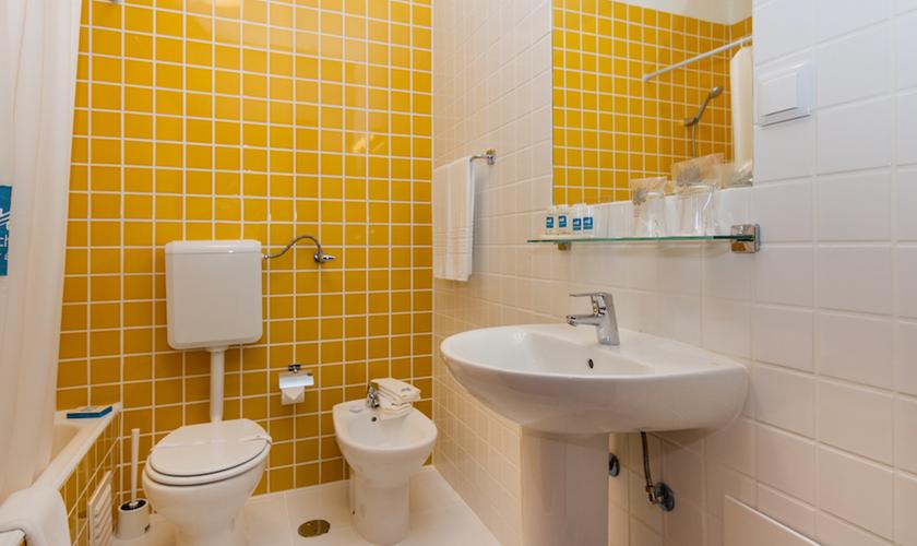 Appartement 1 Chambre avec Balcon (4 Adultes) Hotel Mirachoro Praia da Rocha ** Portimão Appartement 1 Chambre avec Balcon (4 Adultes) Hotel Mirachoro Praia da Rocha ** Portimão