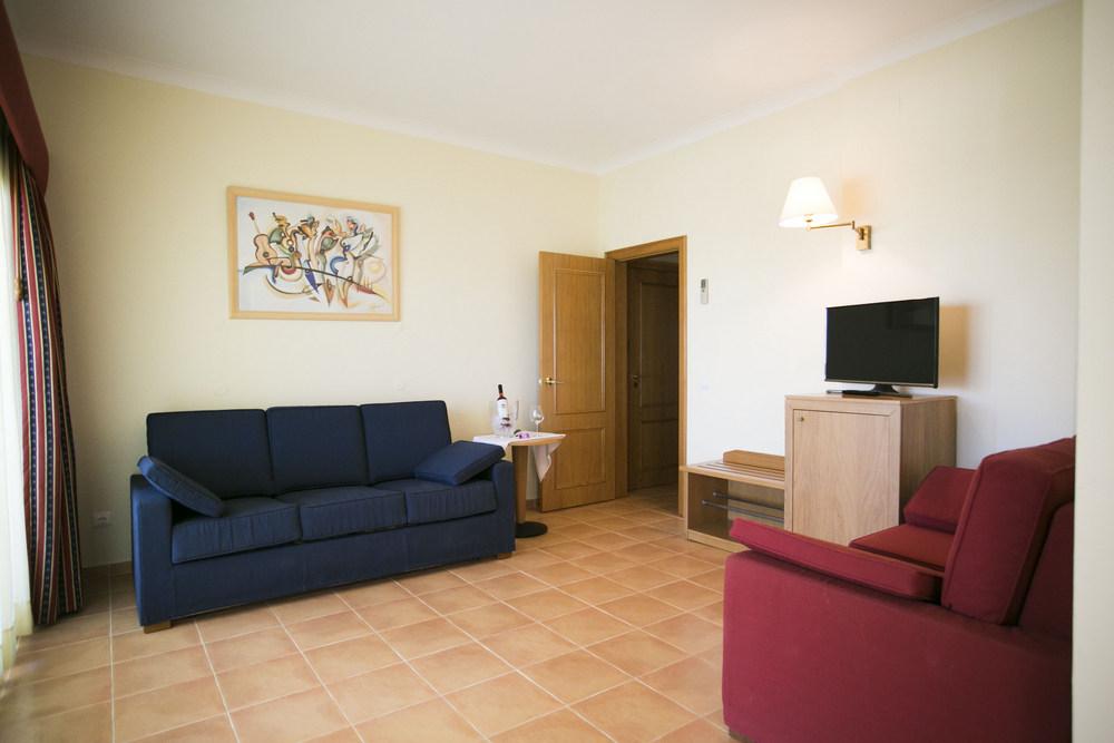 Chambre familiale Mirachoro Carvoeiro **** Algarve Chambre familiale Mirachoro Carvoeiro **** Algarve